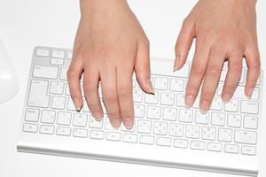 商社における在庫管理ソフトの選択